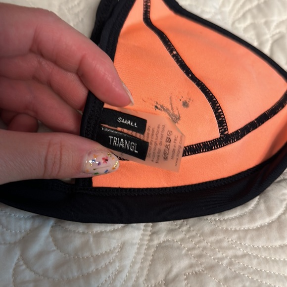 Swimsuit top - Picture 2 of 3